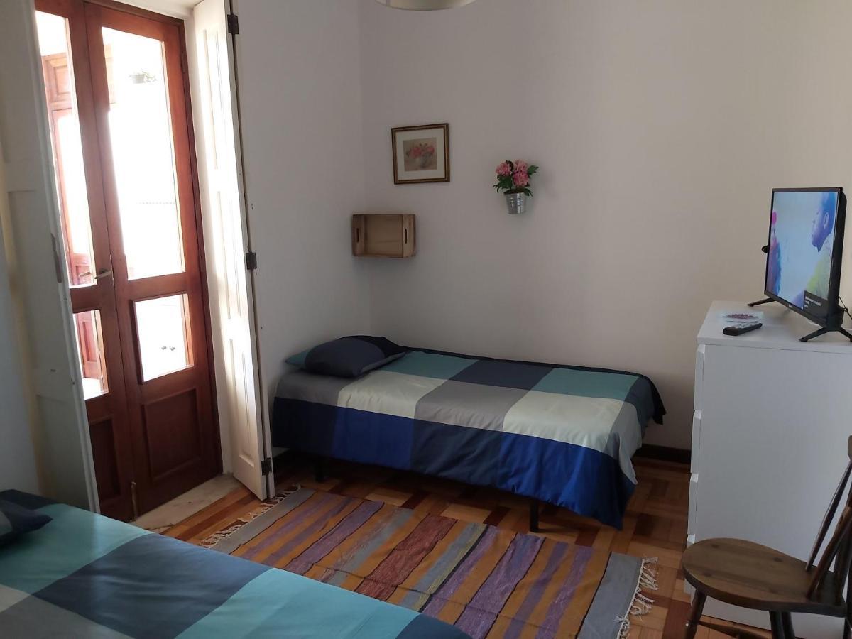 올리베이라데아제메이스 Quintinha De Santiago 빌라 외부 사진